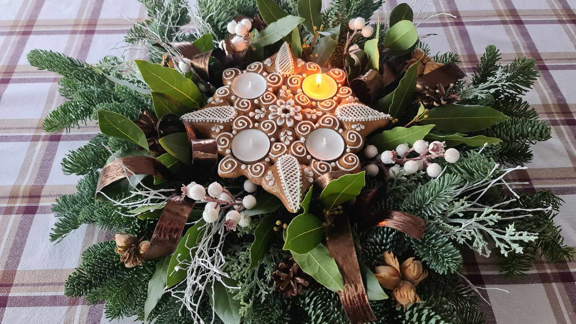 Adventní perníkový svícen