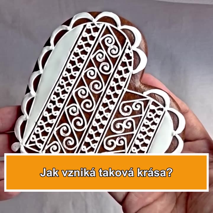 Lineární zdobení – ukázka z Perníkové akademie